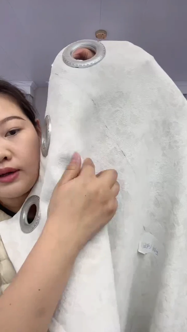 布闪电购商品18  微瑕（中）3打孔2.7