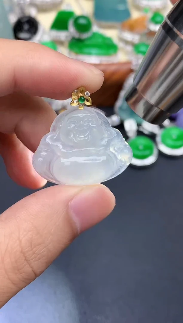 颈饰18K金镶嵌翡翠60-中国好珍宝