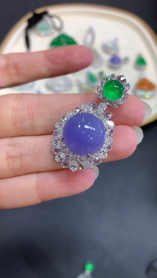 翡翠18K金镶嵌吊坠(不含链)W20|148000