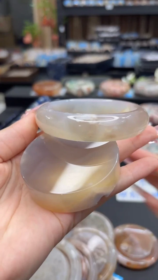 未镶嵌手镯石英质玉29(62圈赠送镯心)