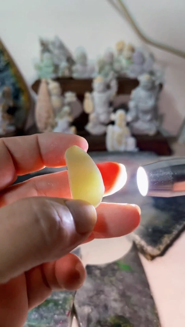 【闪购商品】翡翠吊坠(不含链)未镶嵌A632