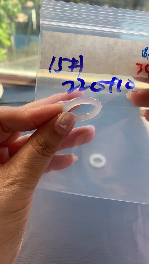 未镶嵌定制翡翠毛货需精细抛光拍一发一