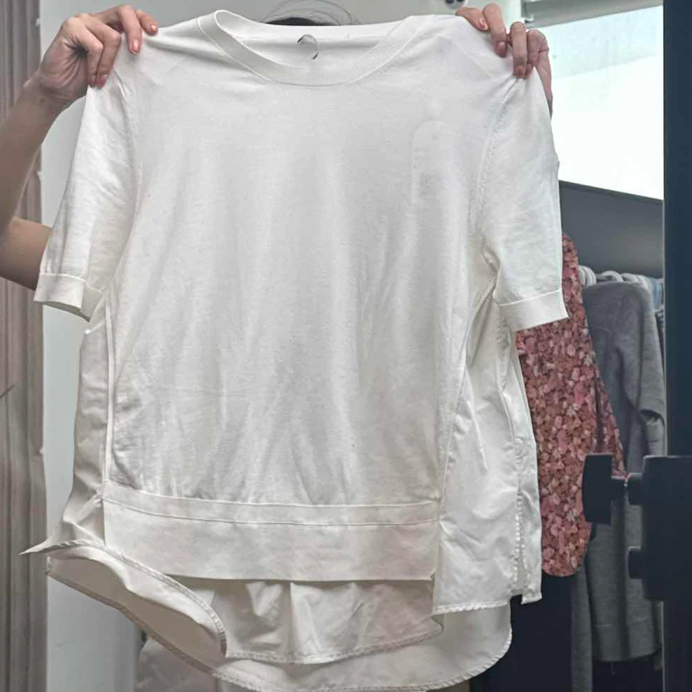 95新 MONCLER 麦殿/女士白色短袖均码/MD220920LXJHZ36