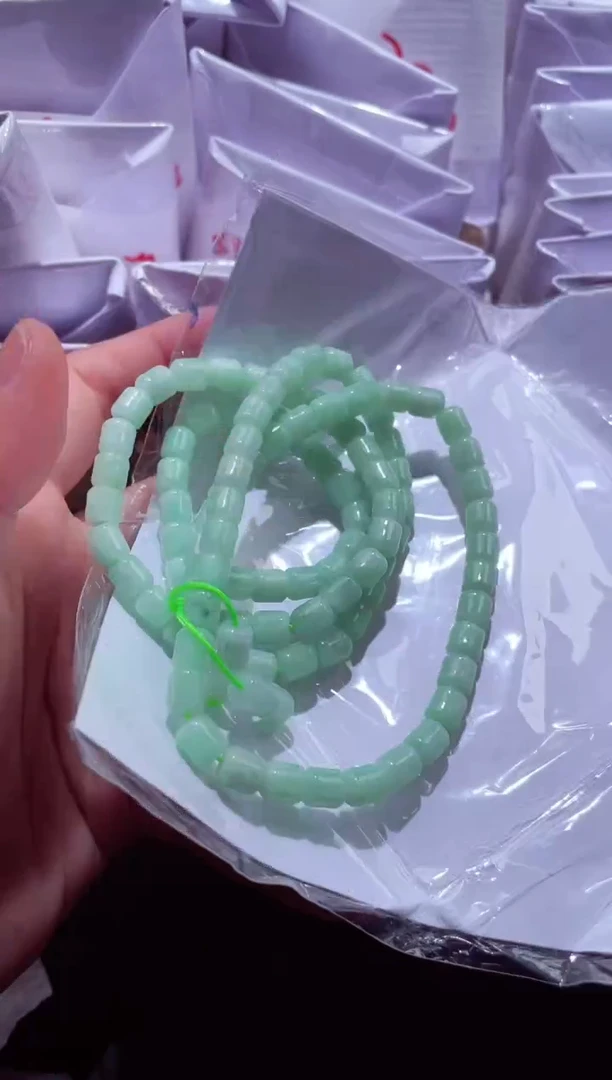 颈饰未镶嵌翡翠00005656