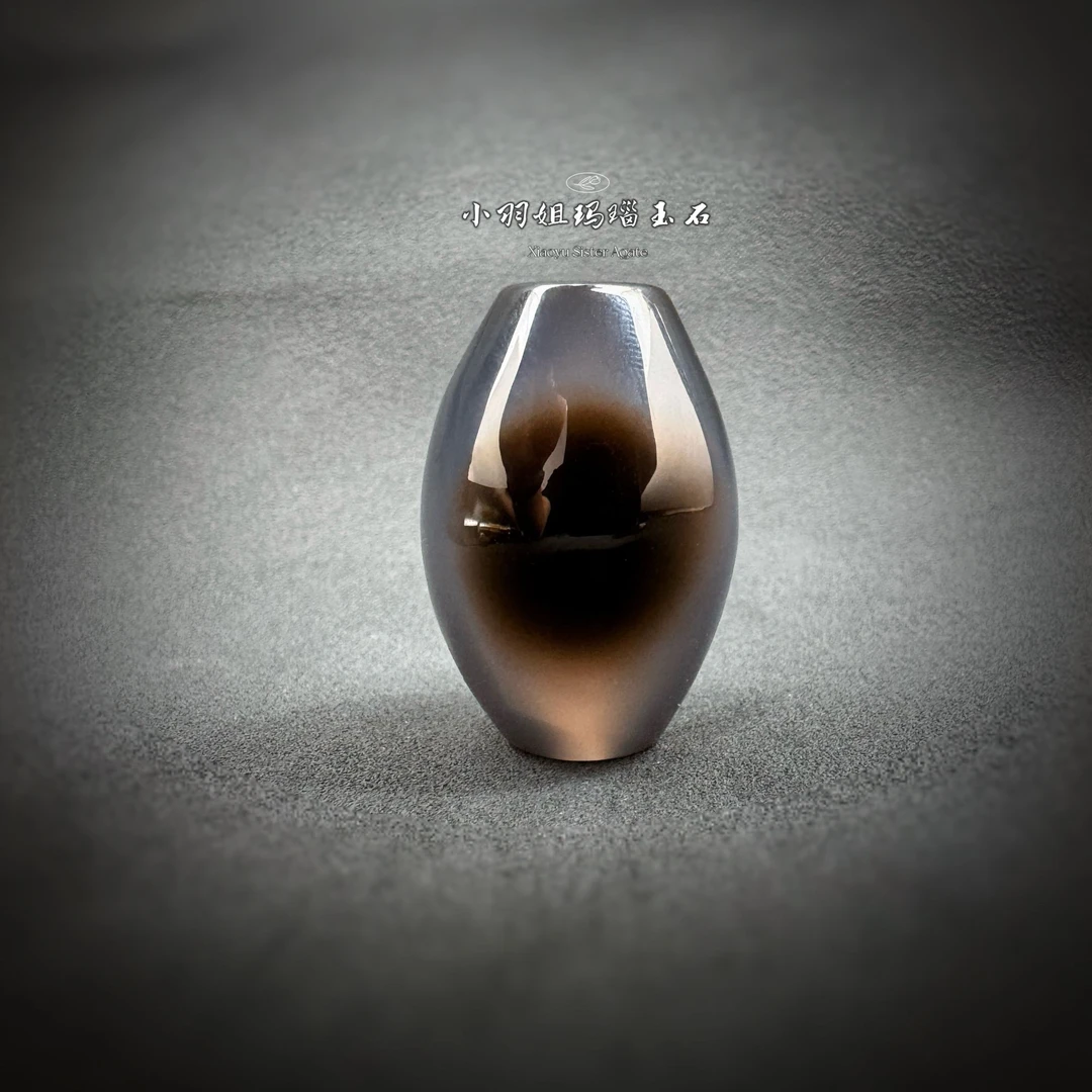 天然冰透玛瑙橄榄珠双色三眼一眼正圆 尺寸 32*22