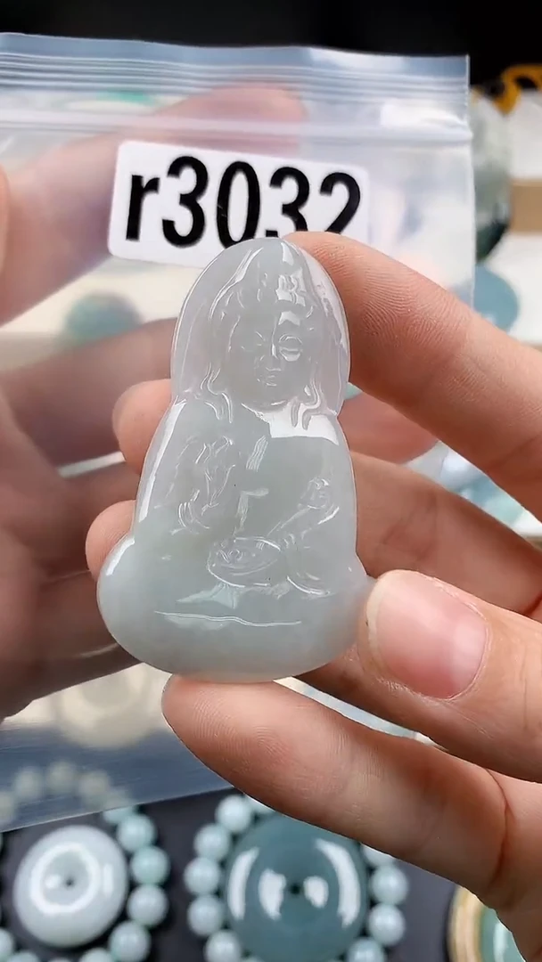 颈饰未镶嵌翡翠天然翡翠吊坠挂件