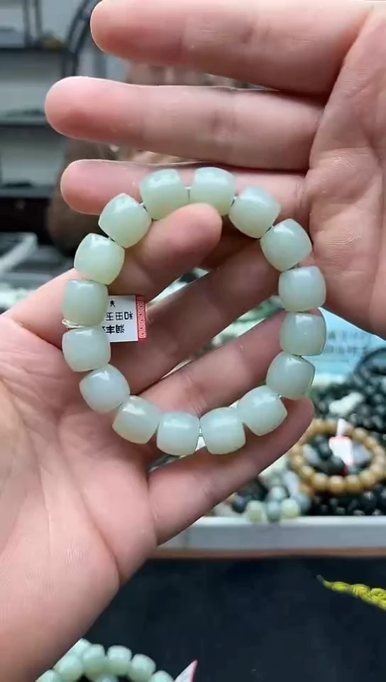未镶嵌手串和田玉纯天然新疆且末天空蓝14
