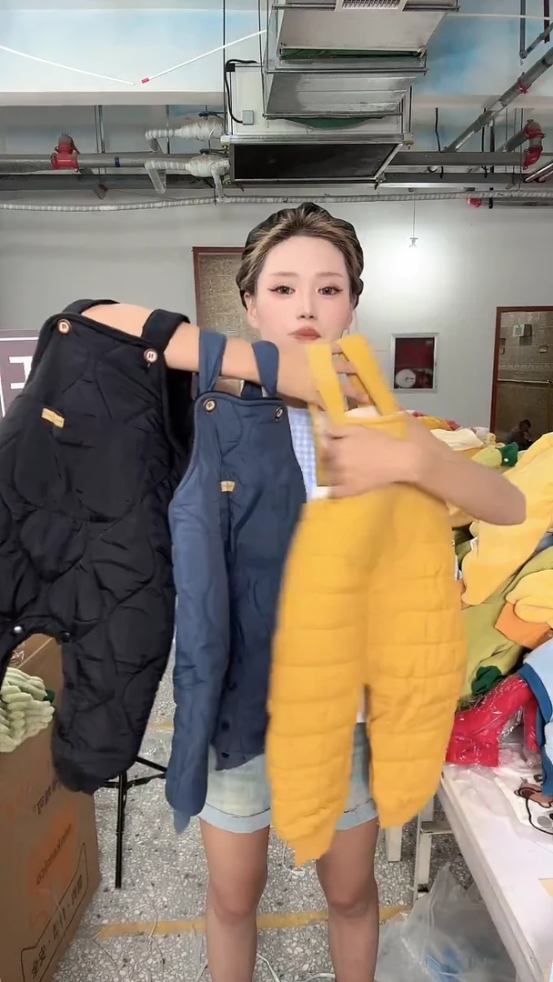 四色吊带背带裤111