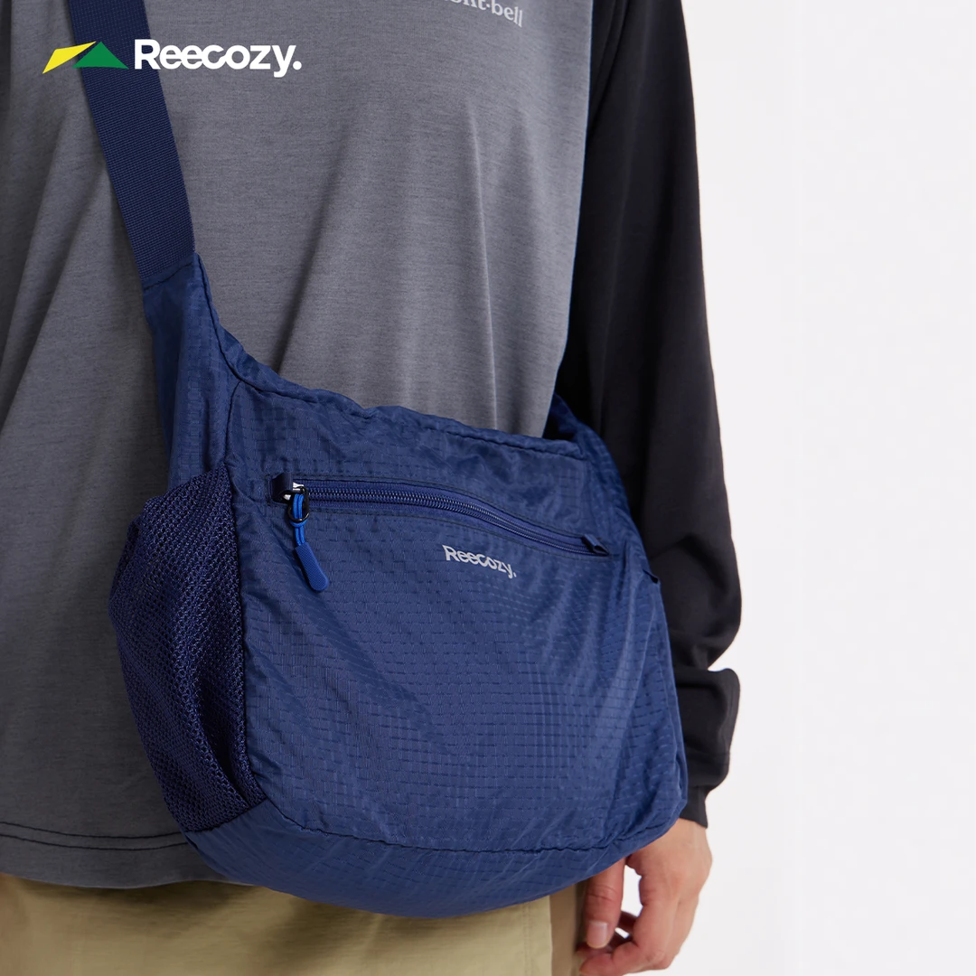 Reecozy斜挎包可调节肩带轻量化户外日常简约百搭尼龙防水单肩包