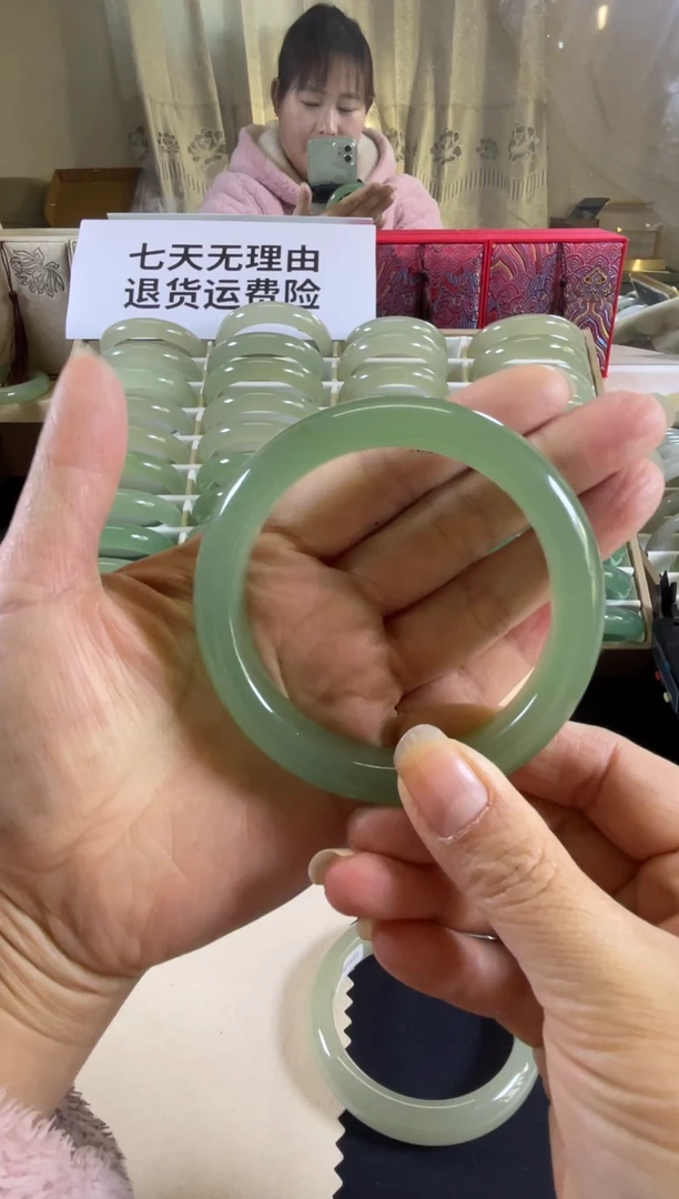 未镶嵌手镯东陵石60圈