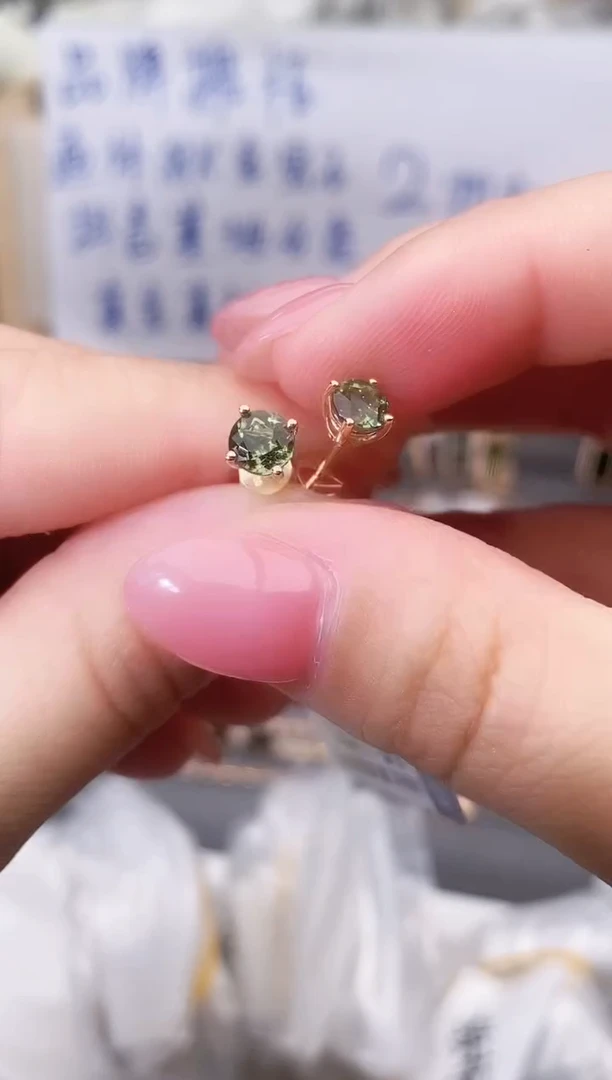 18K金镶嵌耳饰碧玺--专柜--