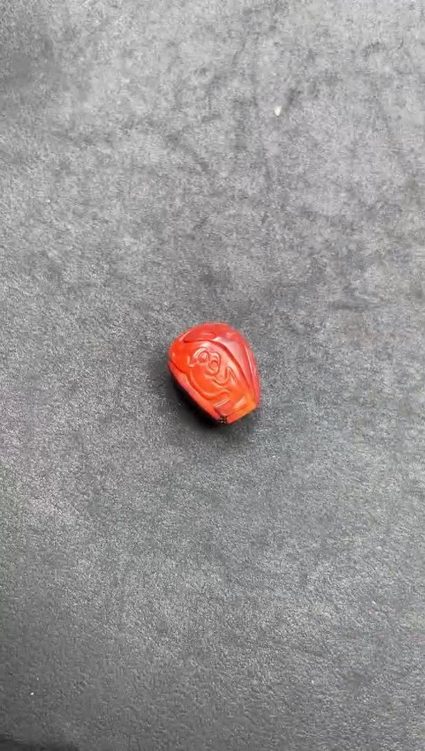 南红玛瑙配饰未镶嵌配饰