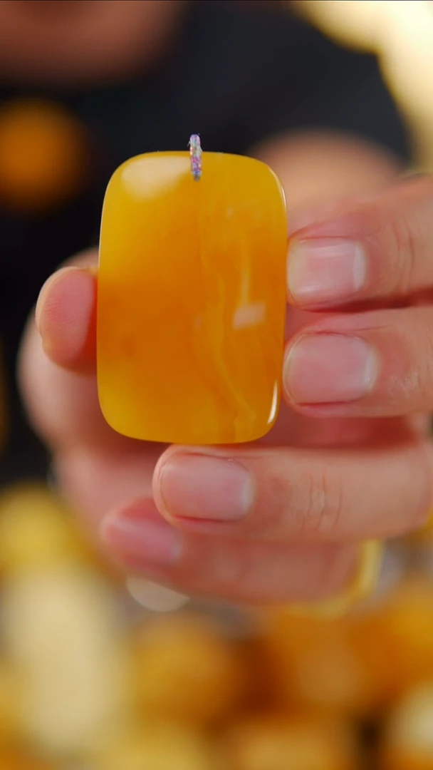 裸石琥珀未镶嵌焦皮料无事牌14.48