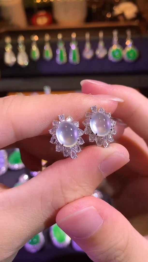 翡翠18K金镶嵌耳饰玻璃种蛋面耳包 无封底