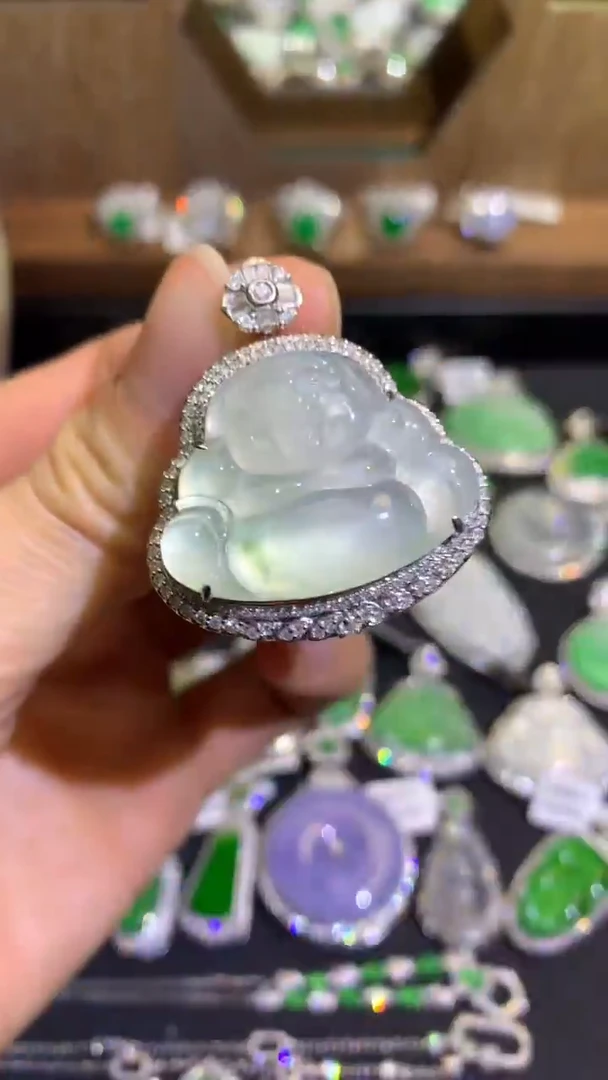 【闪购商品】翡翠吊坠(不含链)18K金镶嵌吊坠