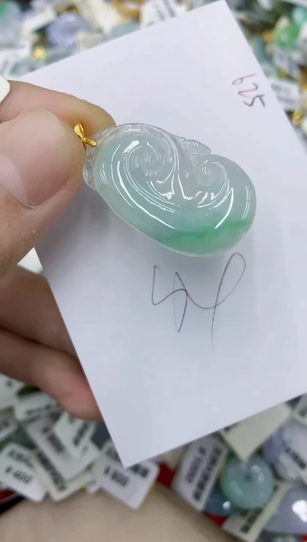 颈饰未镶嵌翡翠11111111111