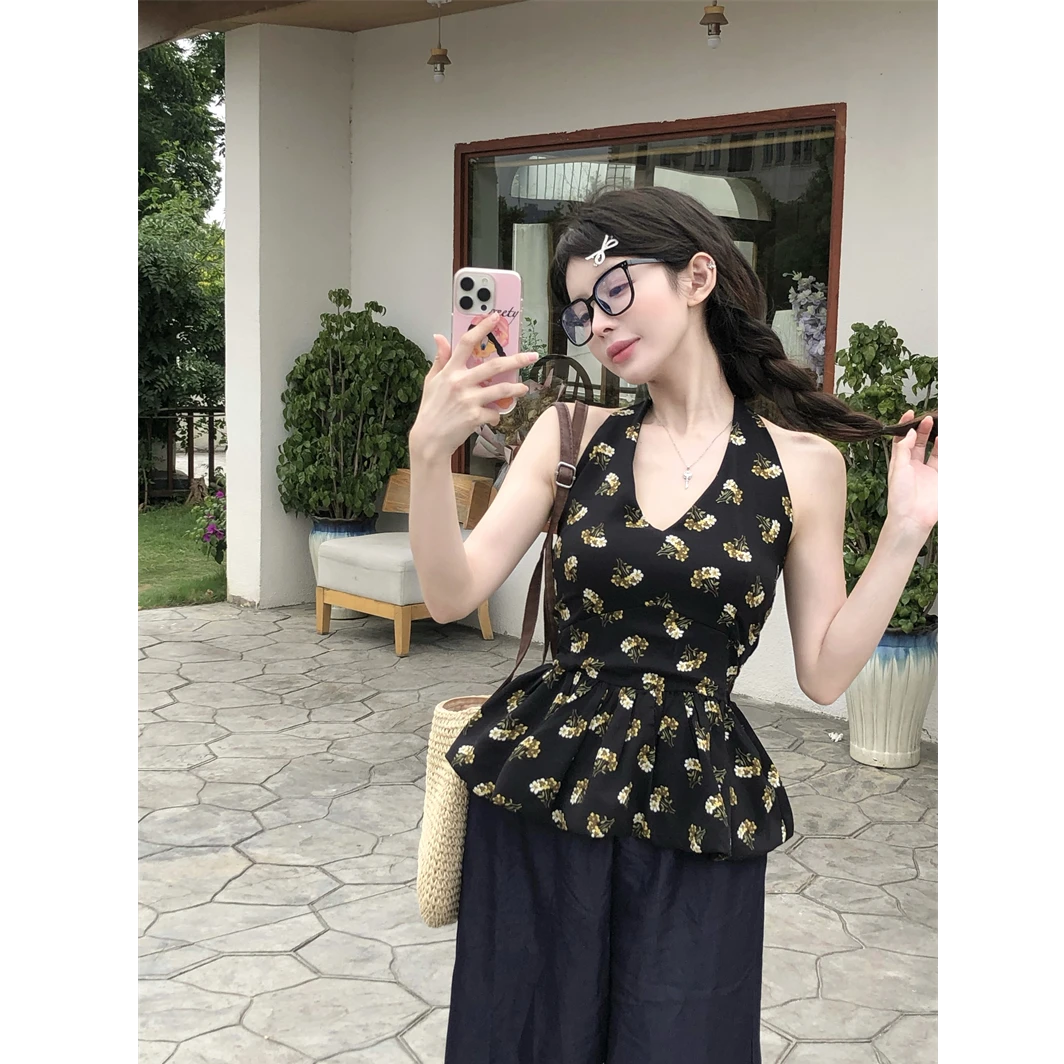 夏季设计感碎花无袖系带挂脖背心收腰显瘦辣妹V领上衣