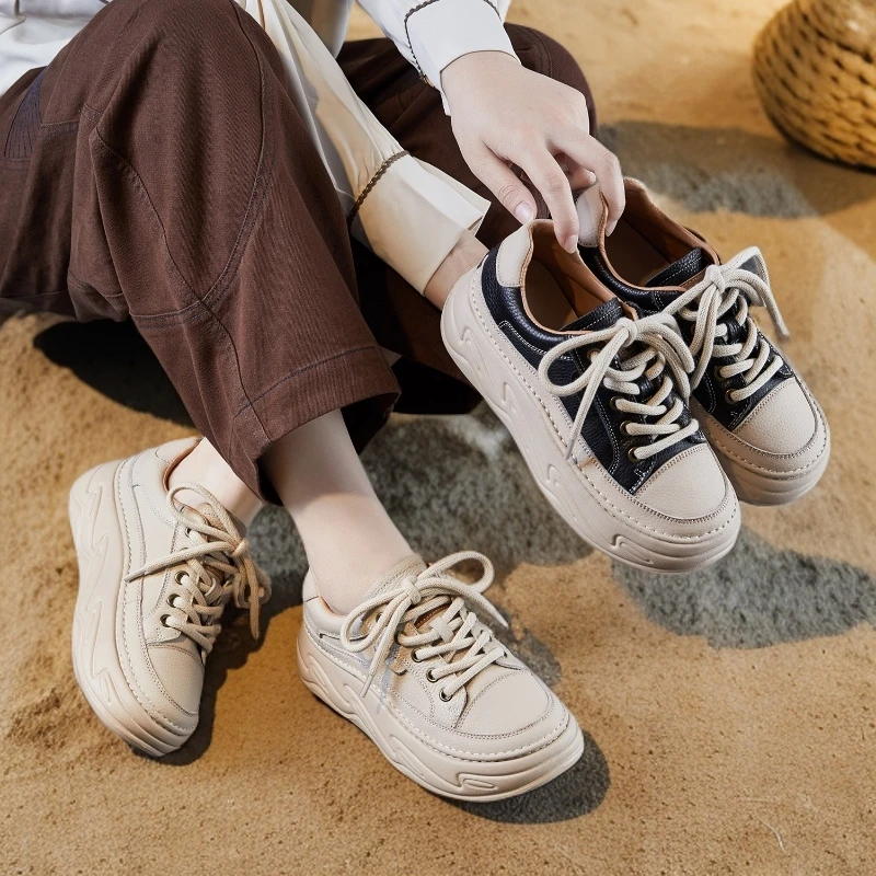 2025春秋真皮厚底增高面包鞋女透气舒适板鞋系带休闲运动小白鞋