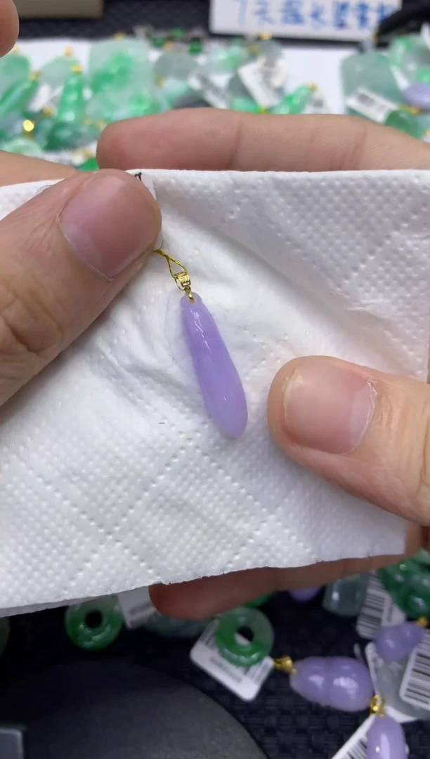 颈饰18K金镶嵌翡翠天然缅甸A货翡翠