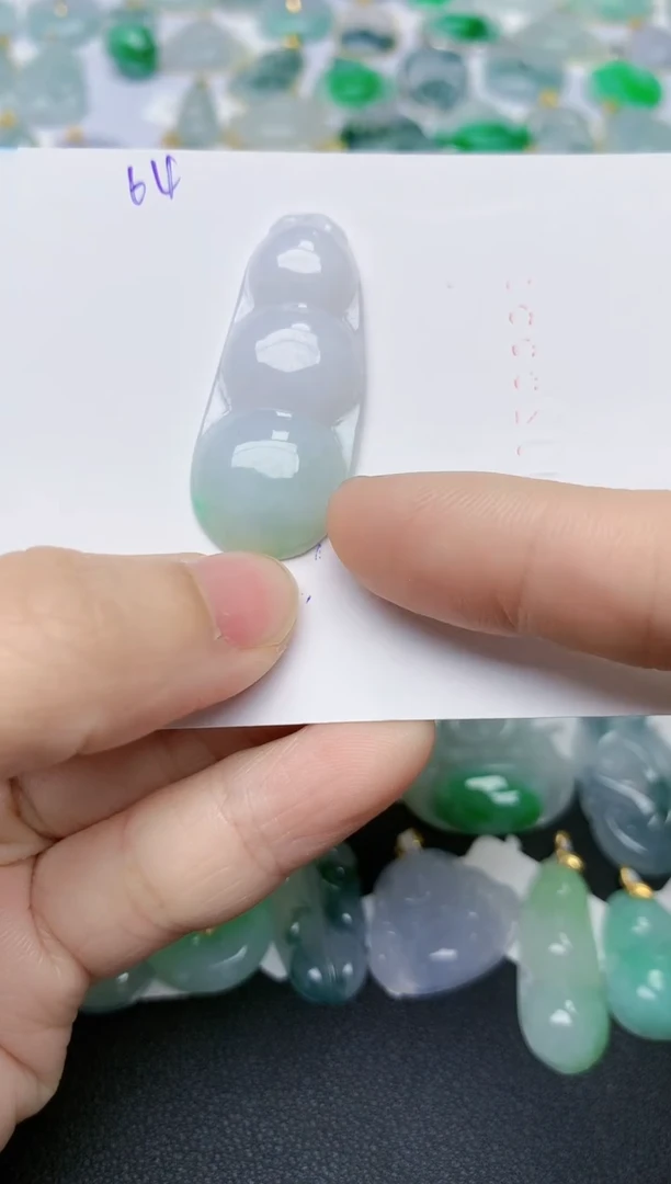 【闪购商品】翡翠颈饰未镶嵌天然翡翠A货