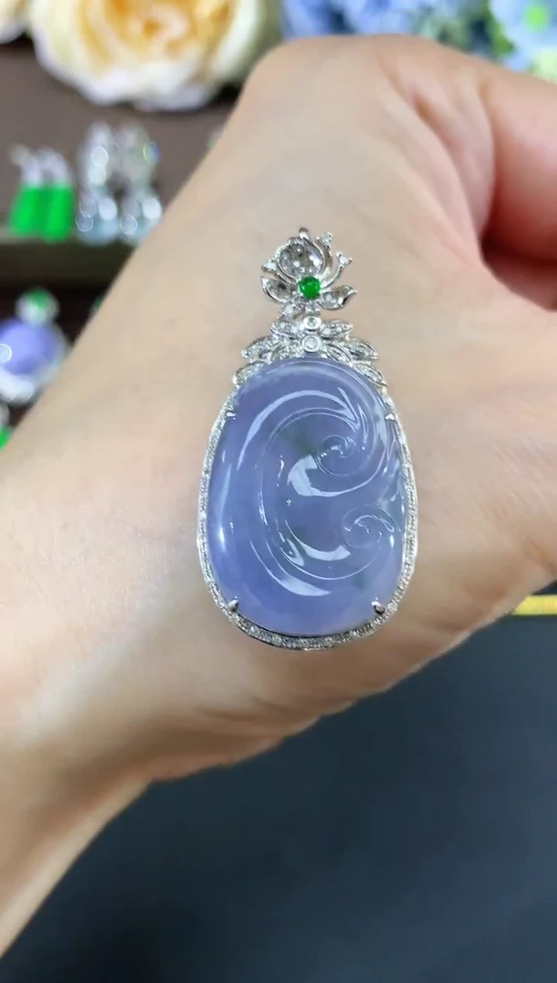 吊坠(不含链)18K金镶嵌翡翠55|