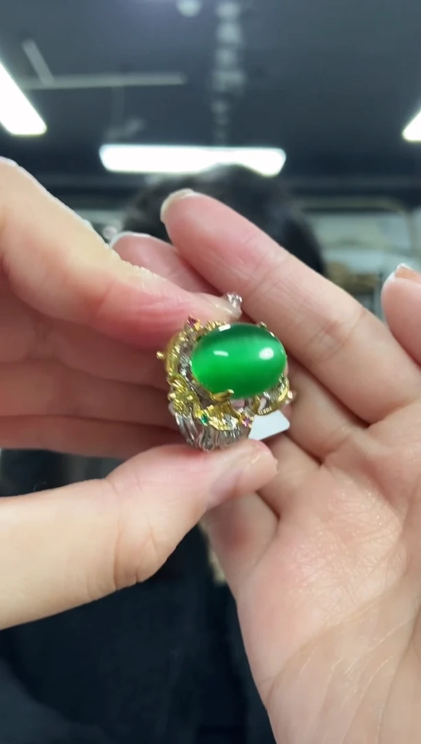 【闪购商品】水晶戒指未镶嵌多样性发其一颜色微差