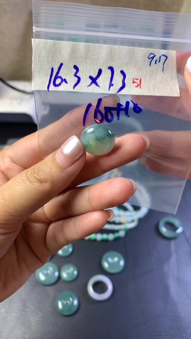 未镶嵌定制翡翠毛货需精细抛光拍一发一