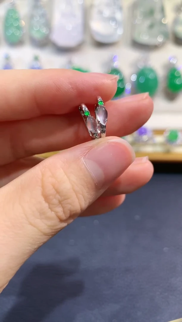 【闪购商品】翡翠耳饰18K金镶嵌q5 多样性一件发货