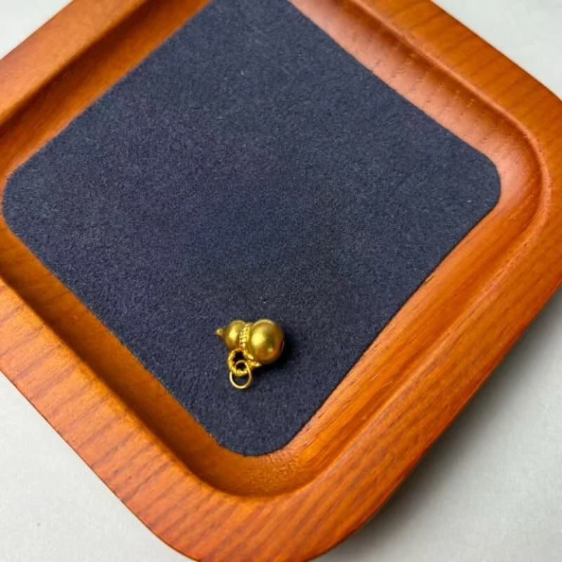 足金999侧挂小葫芦WH1113