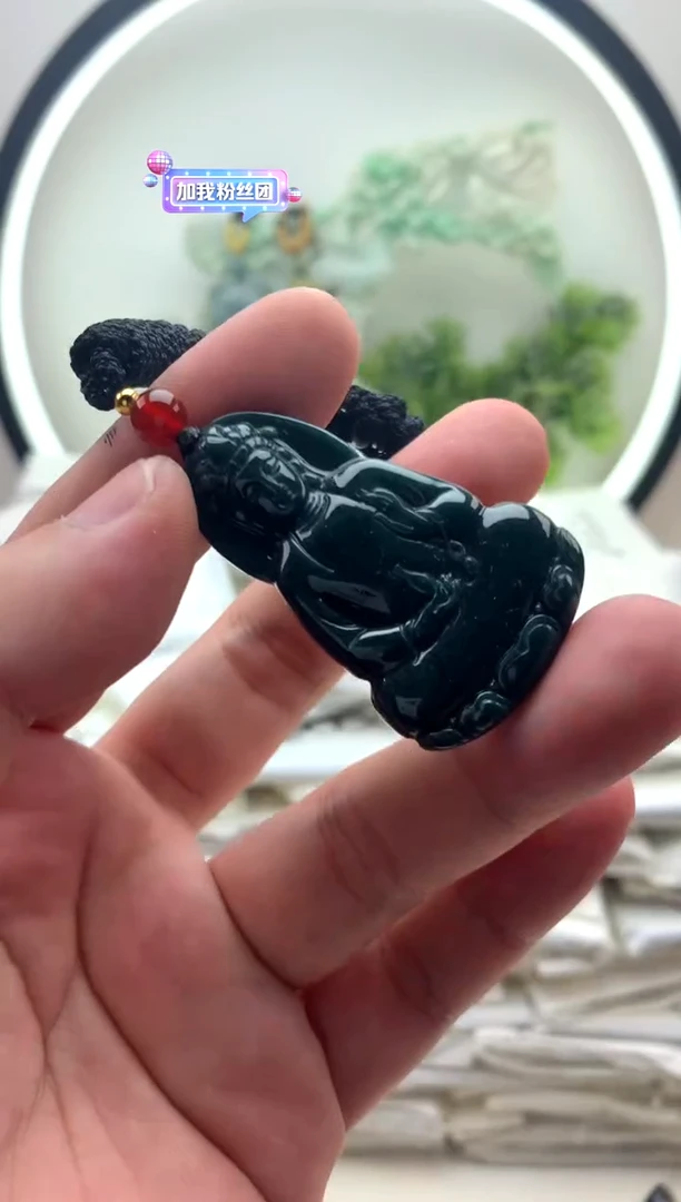 颈饰未镶嵌翡翠小素衣