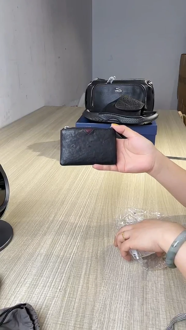 牛皮（革）韩爵绅士包包皮具201