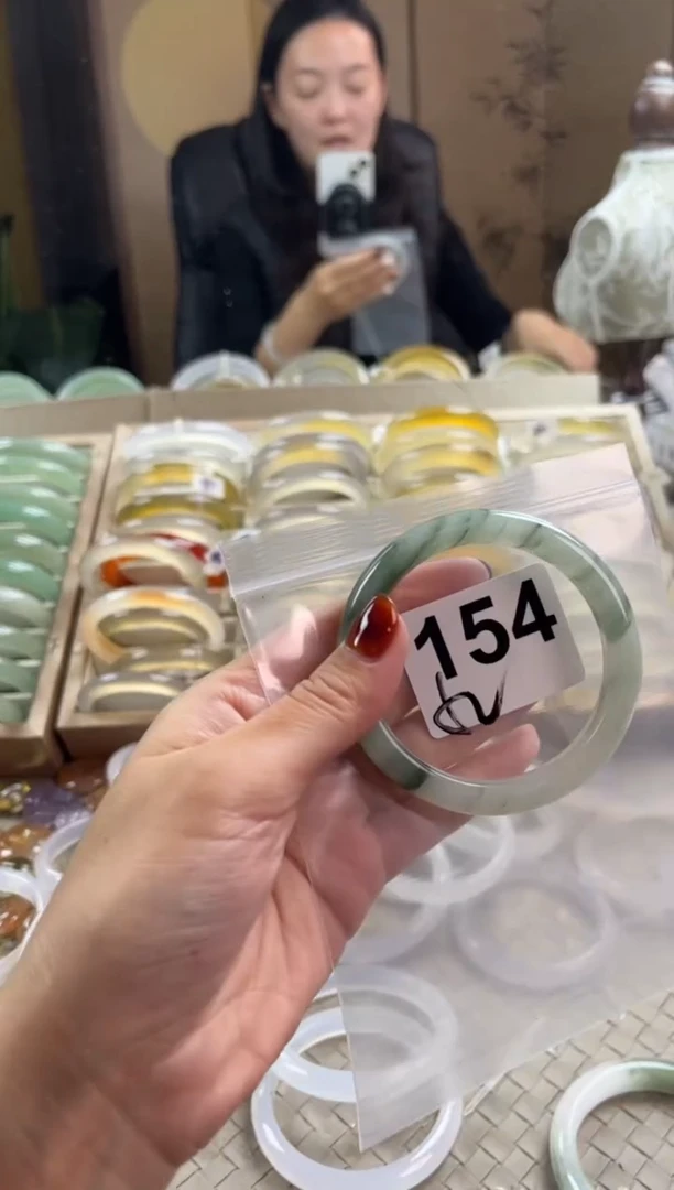 手镯玛瑙/玉髓未镶嵌154天山翠默认微抠