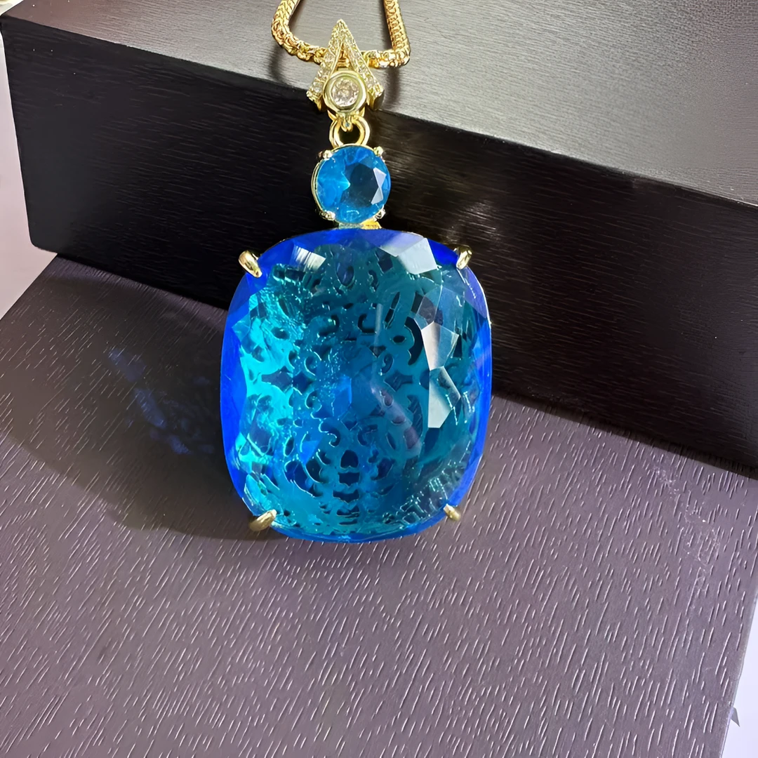 高定— 珍藏款 海蓝色 达克拉 贵气吊坠（D005）