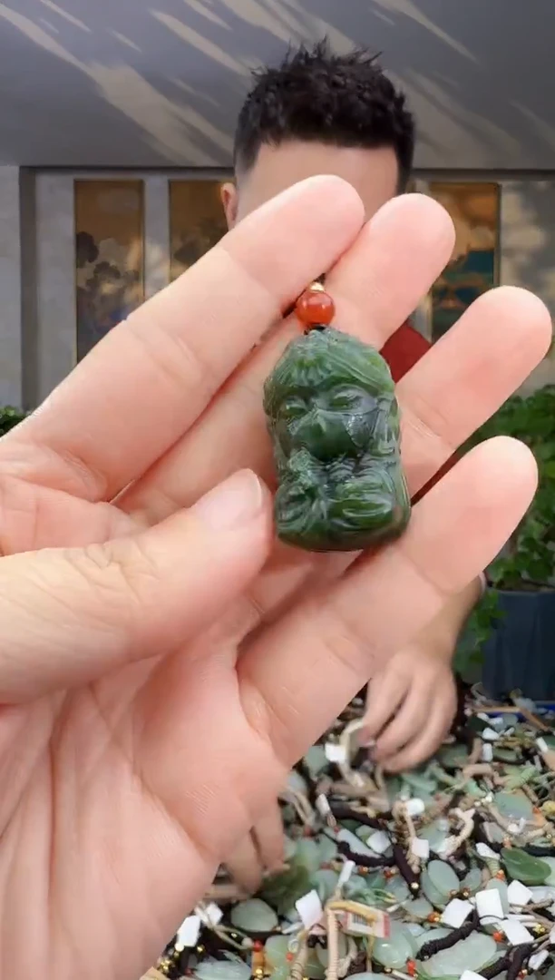 未镶嵌和田玉挂件拍一发一
