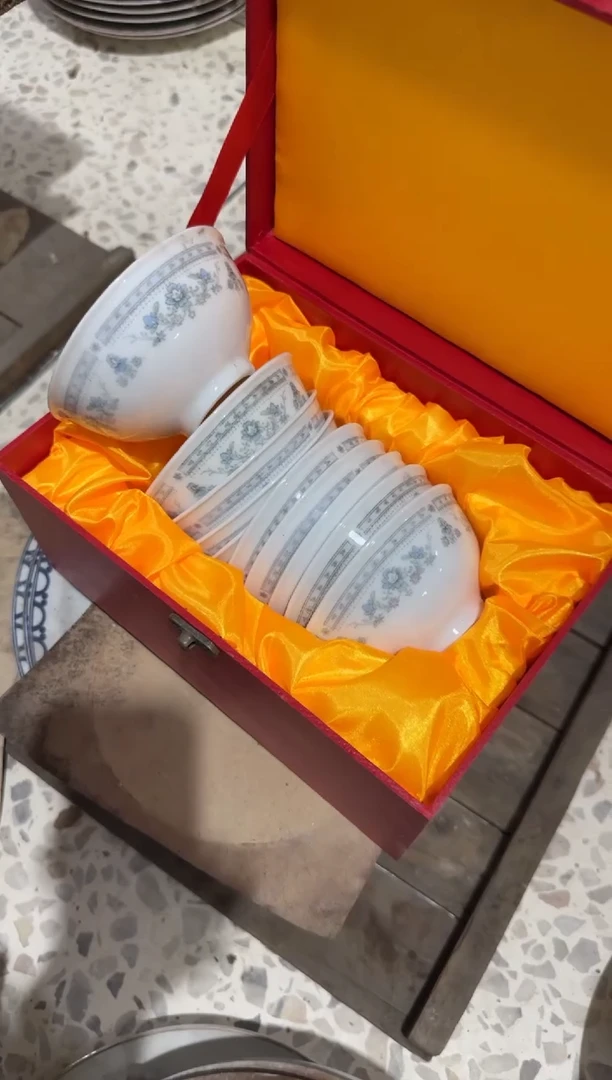 摆件蔷薇花碗10.5厘米有瑕请慎拍