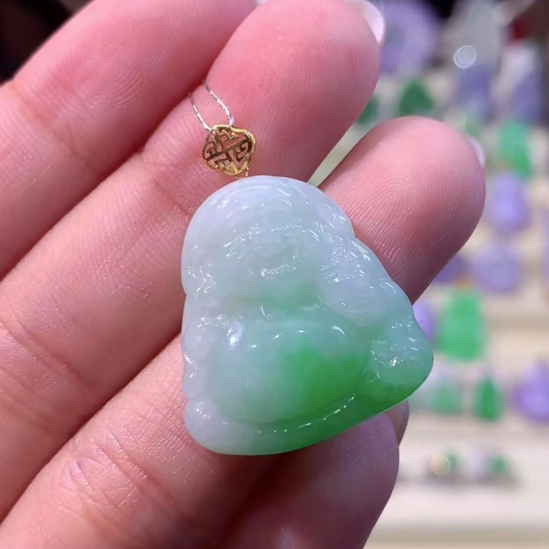 缅甸天然A货翡翠吊坠