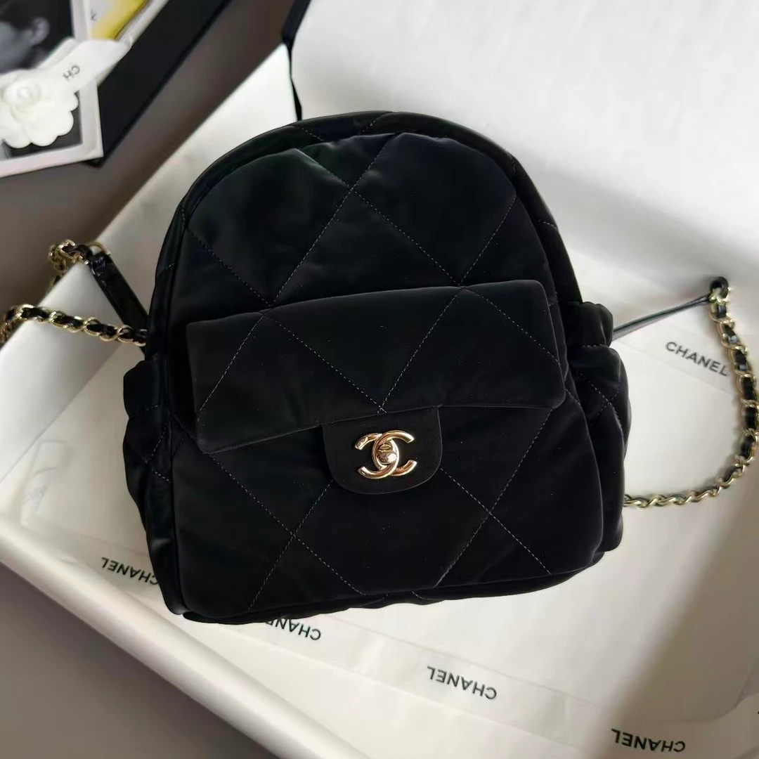 未使用 Chanel/香奈儿 25N黑色滑雪系列丝绒尼龙双肩包二店