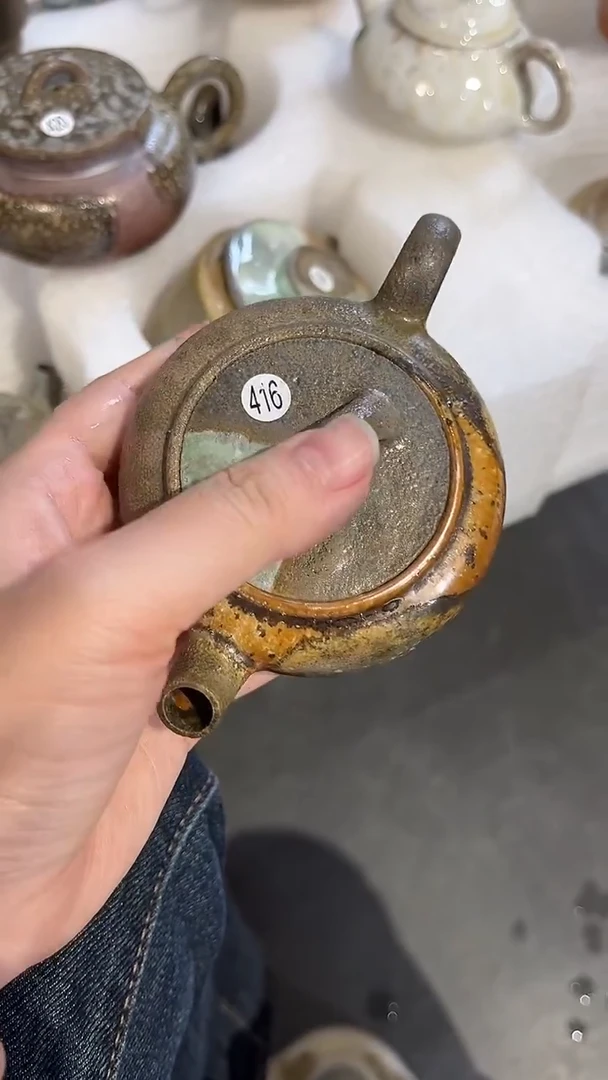 壶416号容量120-140ML金珍珠泥 有结晶有虫洞