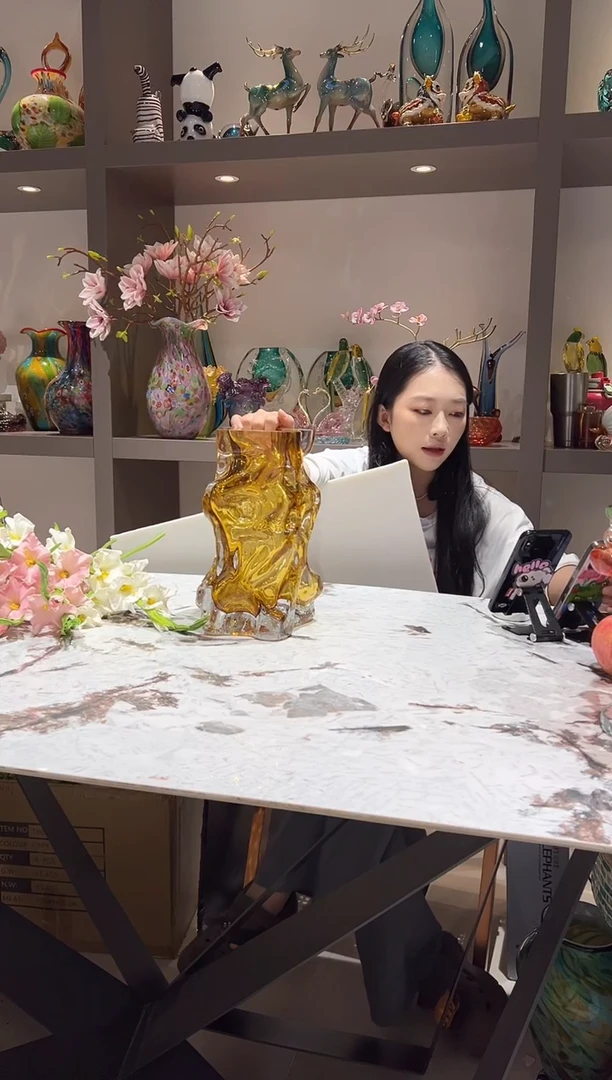 琥珀冰川艺术花瓶