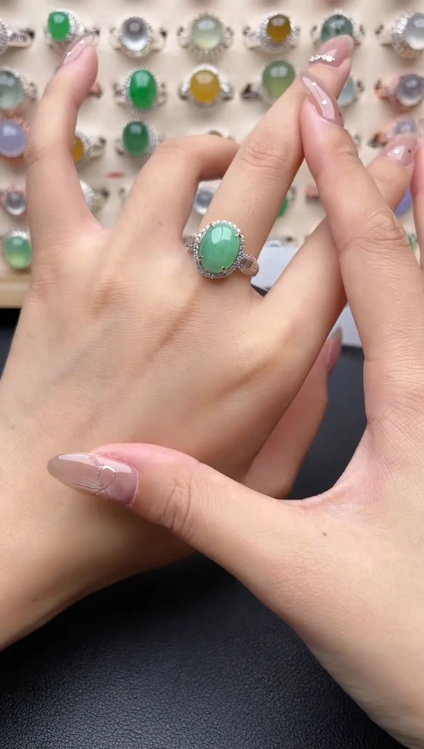 【闪购商品】翡翠戒指银S925镶嵌一物一证一礼盒