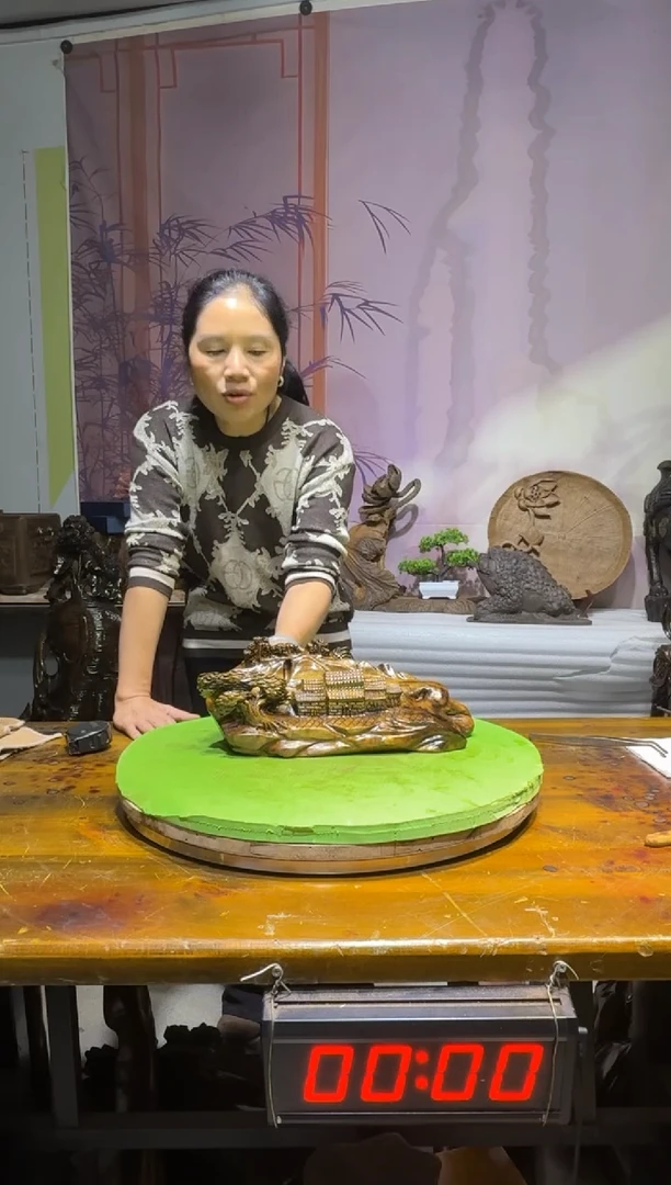 金丝楠江***师金丝楠木乌木摆件