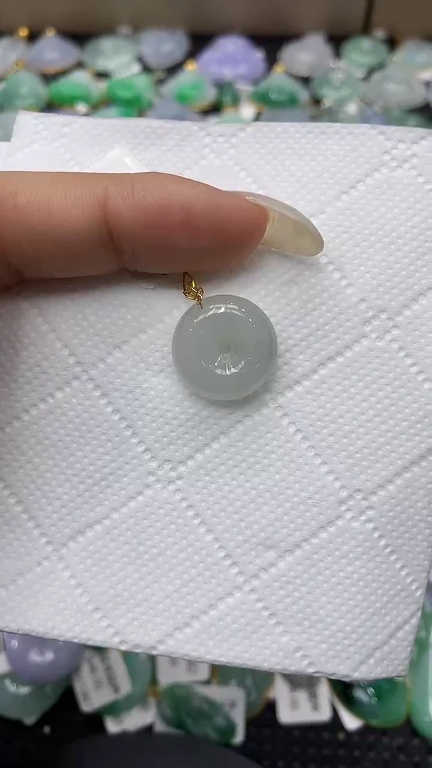 颈饰18K金镶嵌翡翠11111111111