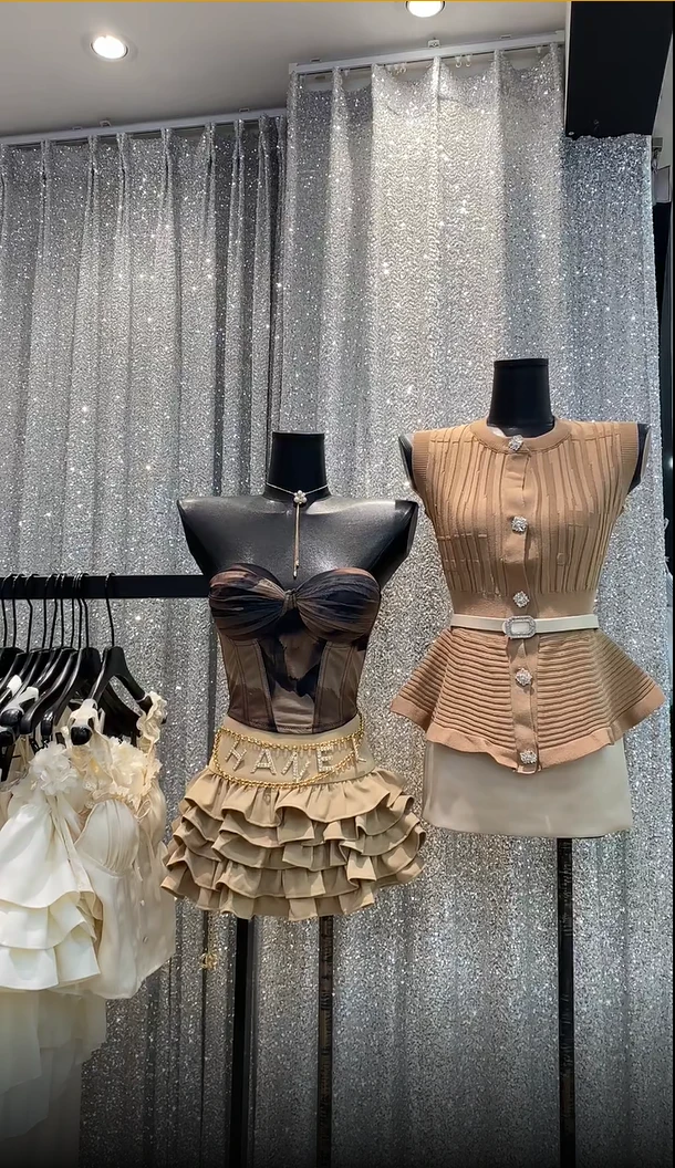 夏季新款法式高级感小香风无袖针织背心+性感抹胸上衣配蛋糕裙女