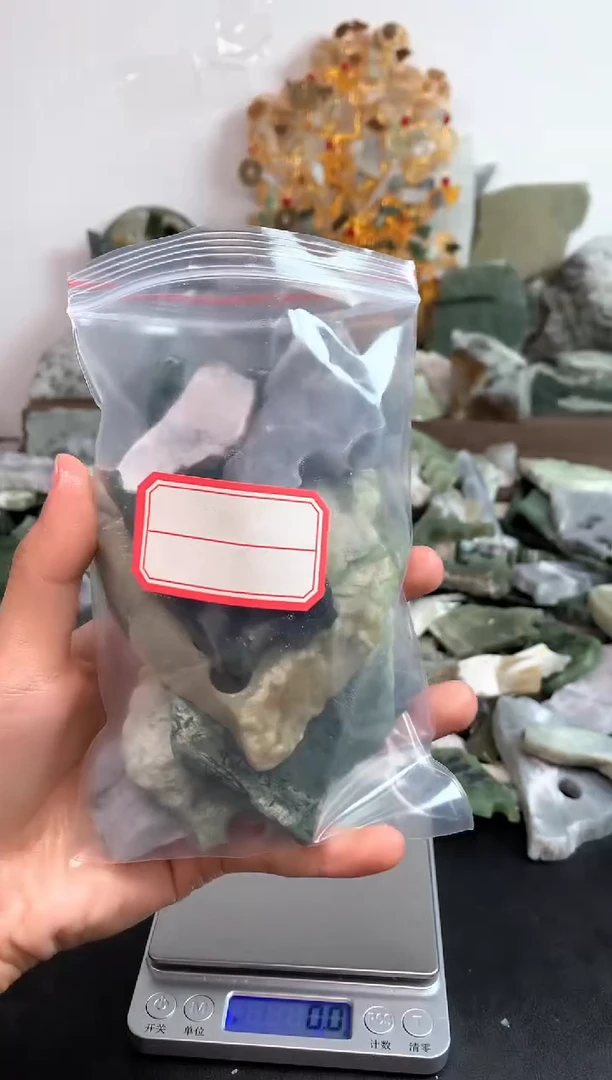 未镶嵌和田玉摆件111