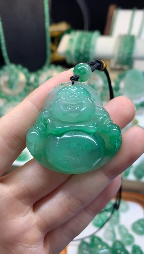 吊坠(不含链)未镶嵌石英质玉（非洲翠）佛公