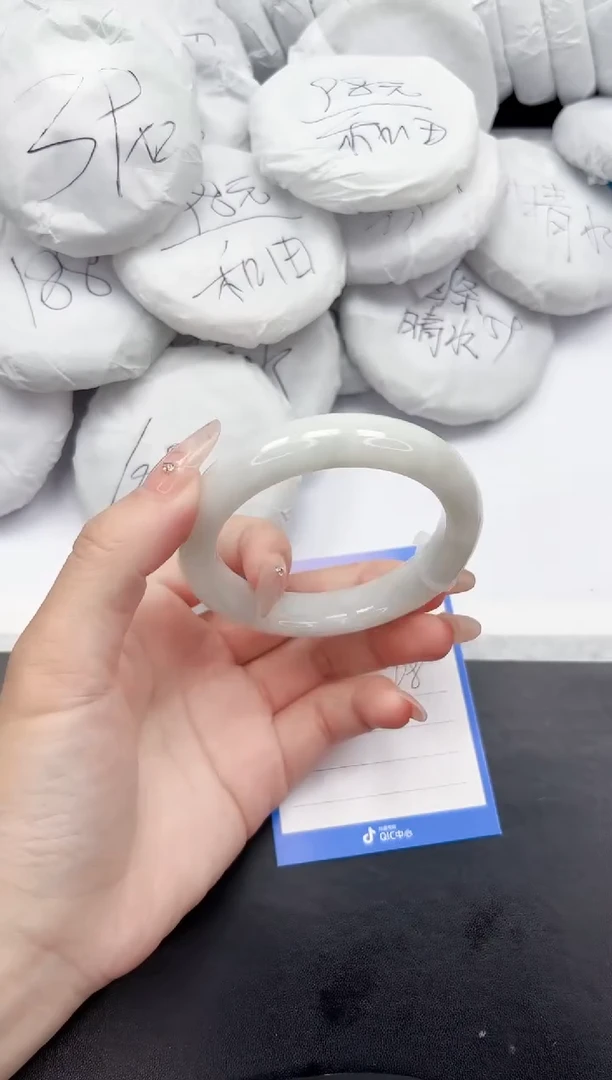 手镯和田玉未镶嵌233-57.5B