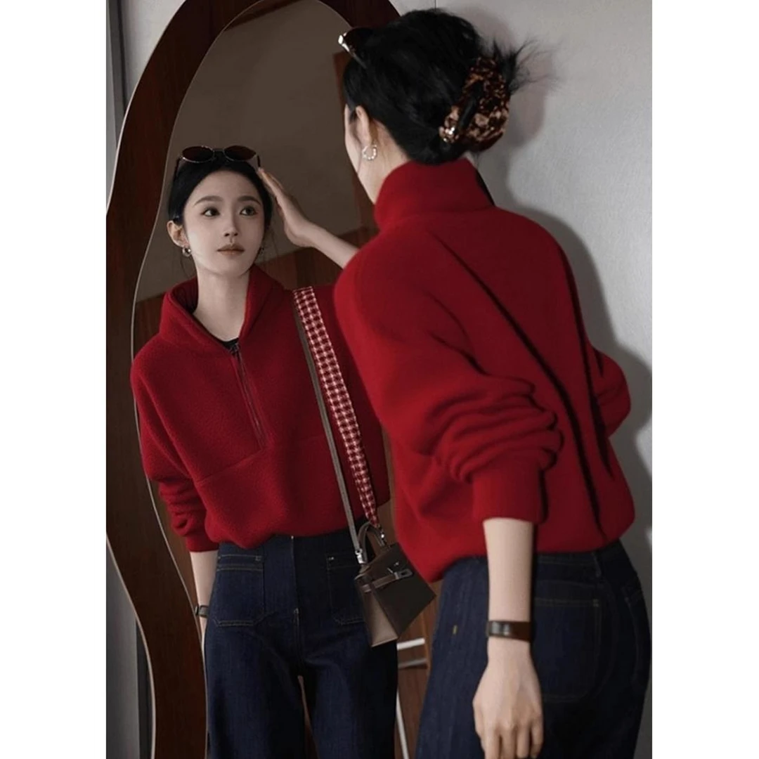 2025冬季高端欧货洋气上衣小众不撞款超好看减龄红色慵懒感卫衣女