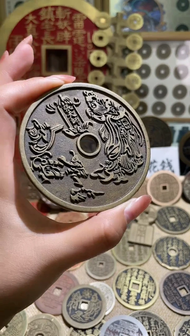 铜现代工艺品花钱