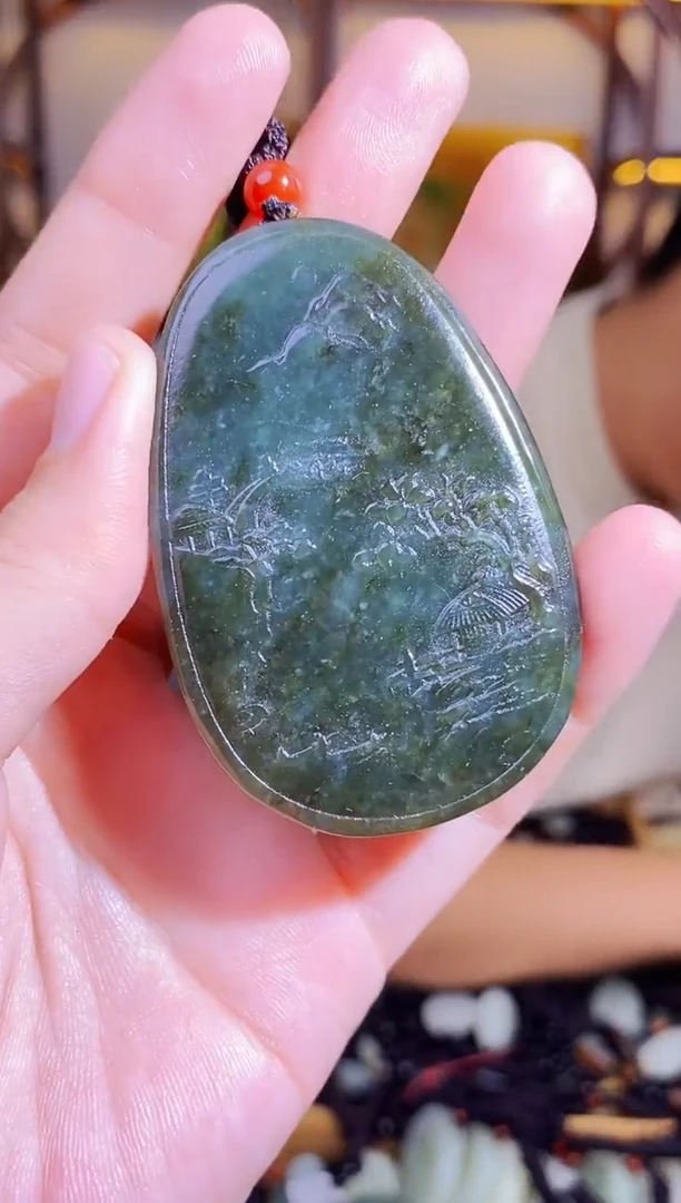 颈饰未镶嵌和田玉1