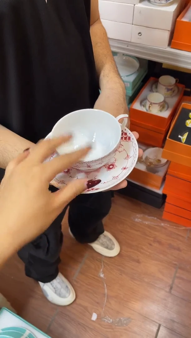杯鸿辉家品牌瓷器，京东包邮！
